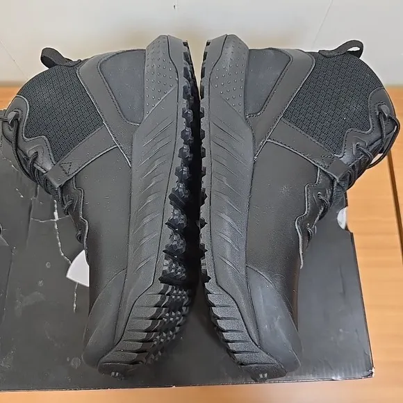 Under Armour Mens Size 8 Micro G Valsetz Mid Leather Boots 3024334 001 Black Jet