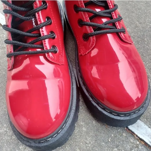 UNILADY Combat Military Lace-up Patent Leather Ankle Booties NWT