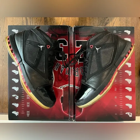 USED- Air Jordan 7/16 CountDown Pack- Mens size 9