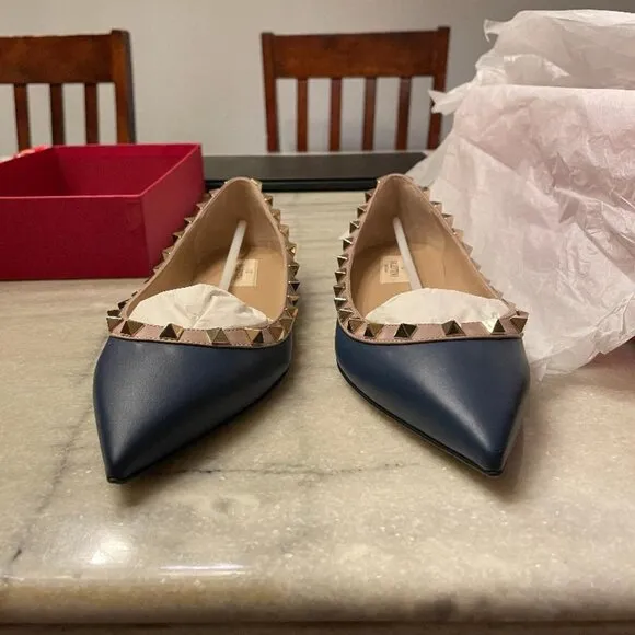 Valentino Garavani Rockstud leather ballet flats *** BRAND NEW ***