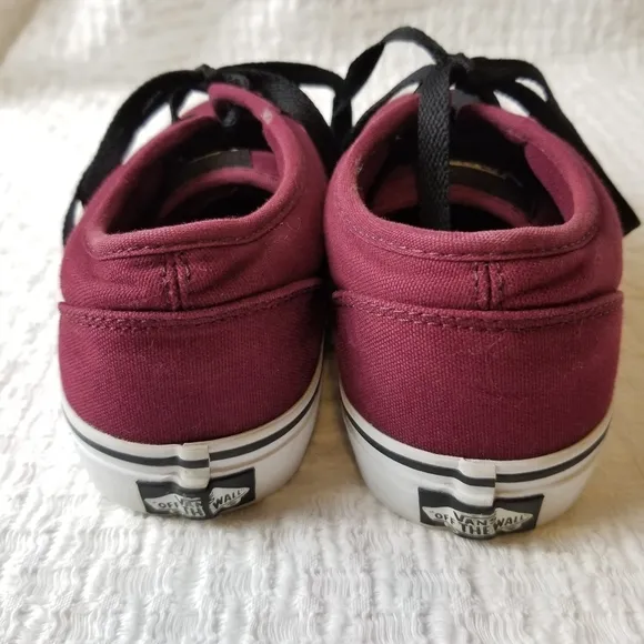 VANS Authentic Low Canvas Burgundy Low-Top Skate Sneakers