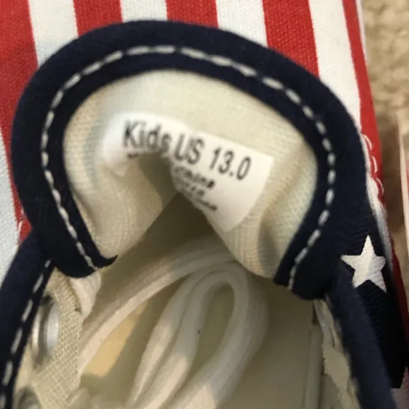Vans Authentic Stars &amp; Stripes Kids Sneakers. NWT! Sz 13