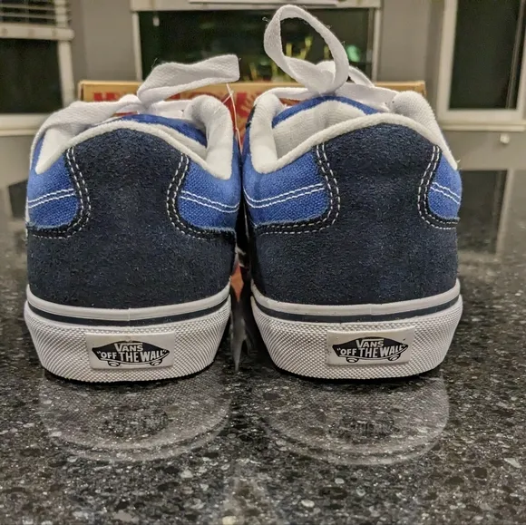 Vans Bear Cat Sneakers Mens Size 7 Women's 8.5 Nwt ❤️