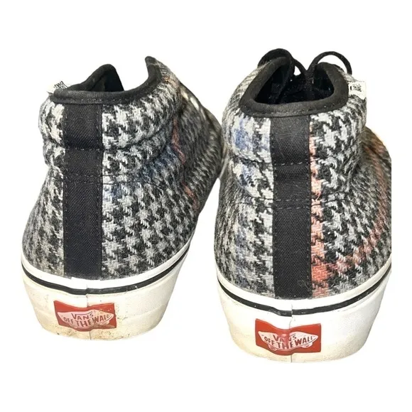 Vans Chukka Houndstooth Sneaker Skate Shoe Plaid Wool Mid Top Lace Up