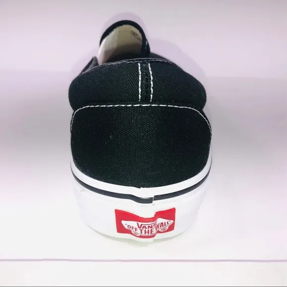 VANS Classic Slip On Canvas Black &amp; White Sneakers