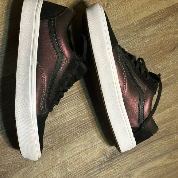 Vans Comfycush Old Skool Skate Shoes, Mens 6 Wms 7.5 Mystic Metallic Purple