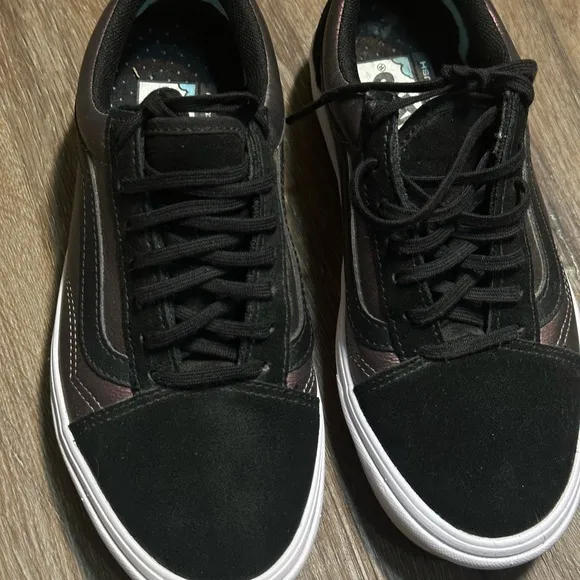 Vans Comfycush Old Skool Skate Shoes, Mens 6 Wms 7.5 Mystic Metallic Purple