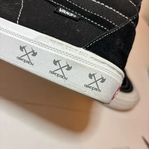 Vans – Demolition Pro BMX  High Top Sneakers – Black White Canvas – Men’s Sz 11