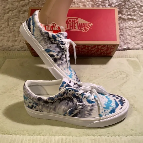 VANS DOHENY PSYCHEDELIC TIE DYE DOHENY SNEAKERS
