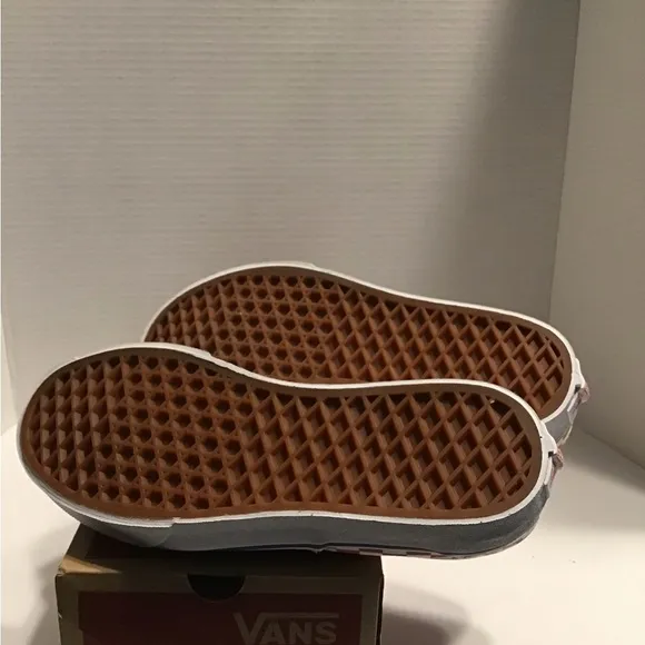 Van’s Era Tri-Checkerboard Kids Sneakers (NWT)
