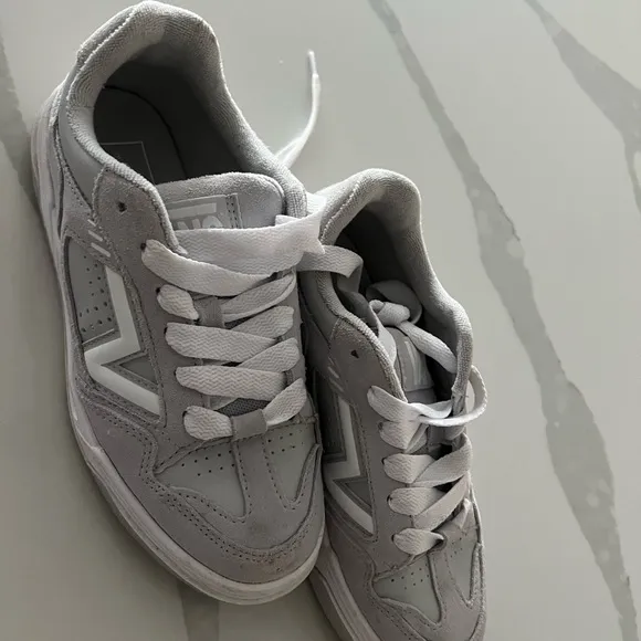 Vans Gray Sneakers Classic Low-Top Design