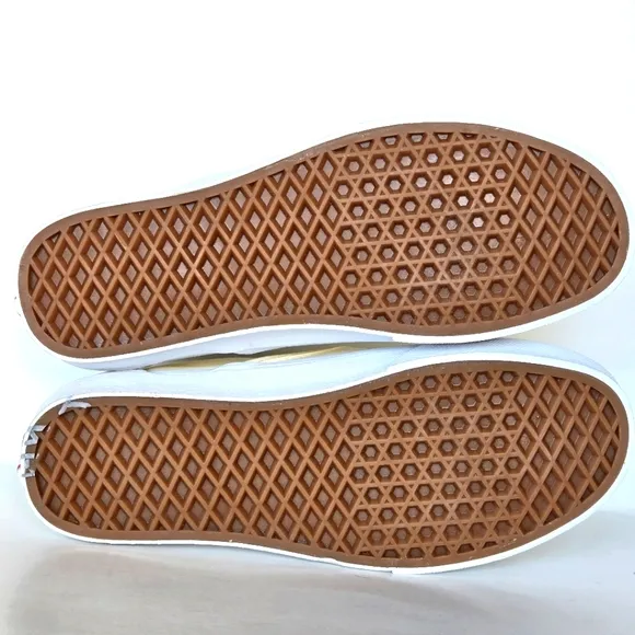 Vans Lace free Classic Canvas Vanilla Cream Sneakers 8