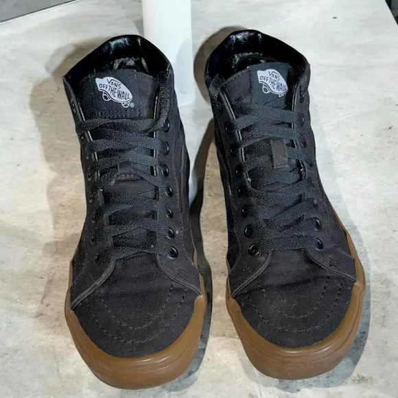 Vans Men's SK8 Reissue Black/Gum Canvas Hi Top Sneakers