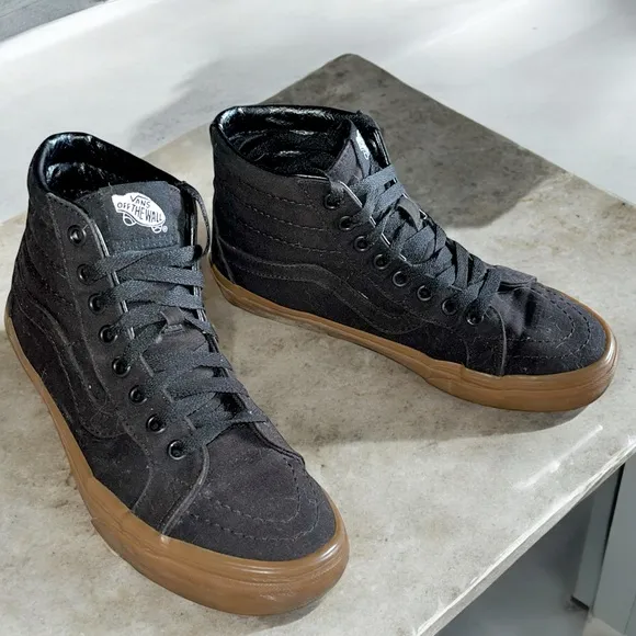Vans Men's SK8 Reissue Black/Gum Canvas Hi Top Sneakers