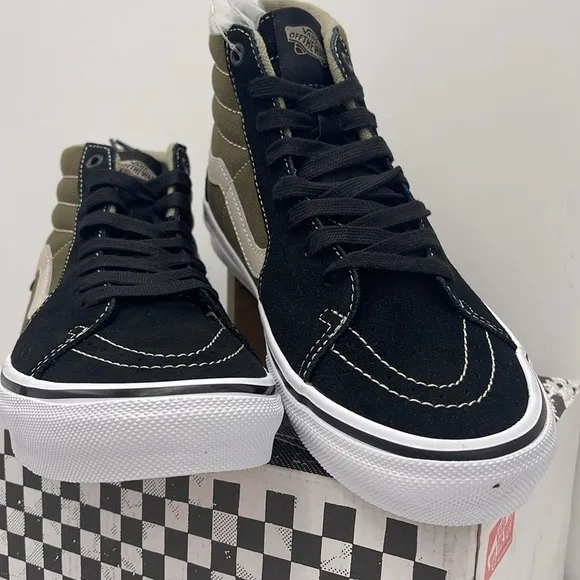 Vans Men’s Skate Sk8-Hi Black/OliveVN0A5FCCBKO Sneakers