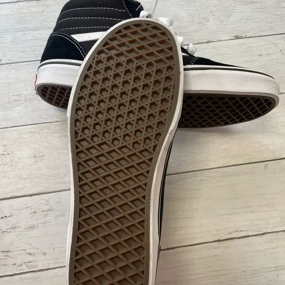 Vans Off The Wall - SK8 Hi - Sneakers - Black - men  Unisex - 8.5 NEW
