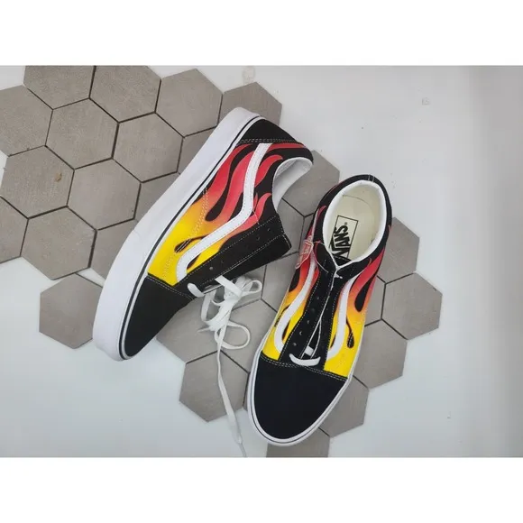 VANS Old Skool Flame Sneakers Low Top Suede Canvas Men's Size 12 VN0A38G1PHN