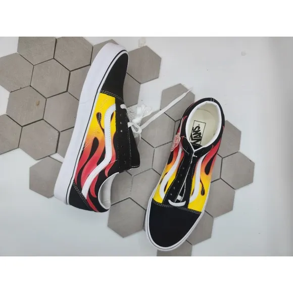 VANS Old Skool Flame Sneakers Low Top Suede Canvas Men's Size 12 VN0A38G1PHN