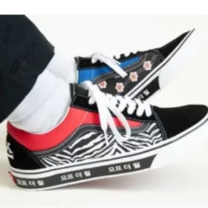 Vans Old Skool Korean Typography Uniquely Rare Sneakers Size10