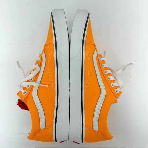 Vans Old Skool size 9.5M/11W Neon Orange Canvas Lace Up Sneakers