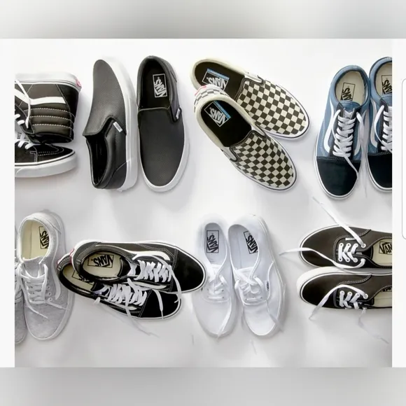 VANS Old Skool Sneakers sz 11.5 NWT