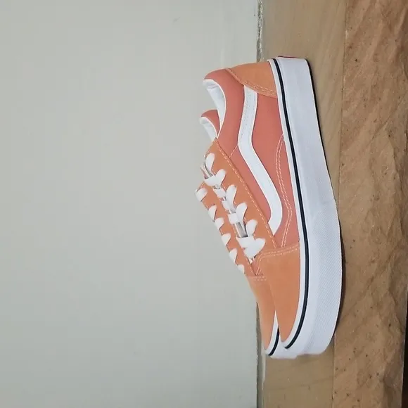 Vans Old SkoolGirls' Grade School sz 4 NWT