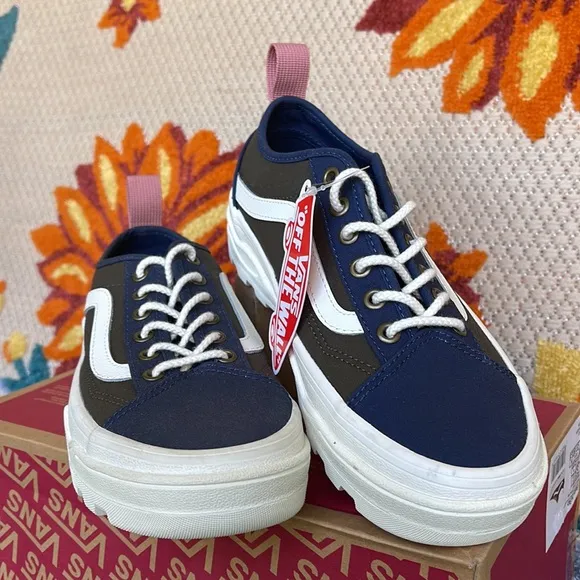 Vans Sentry Old Skool Waxed Canvas Forest Night WMNS sneakers