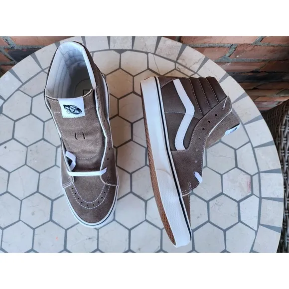 Vans Sk8-Hi Color Theory Walnut Brown Suede Size 11.5 Men's New VN0007NP1NU Rare