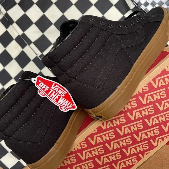 Vans Sk8-Hi Reissue Canvas Gum Black/Light Gum WMNS sneakers