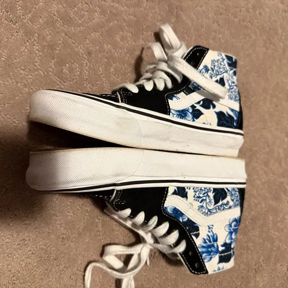 VANS SK8-HI Tapered Floral Blue Women High Top Suede Canvas Sneakers VN0A4U16Y6Z