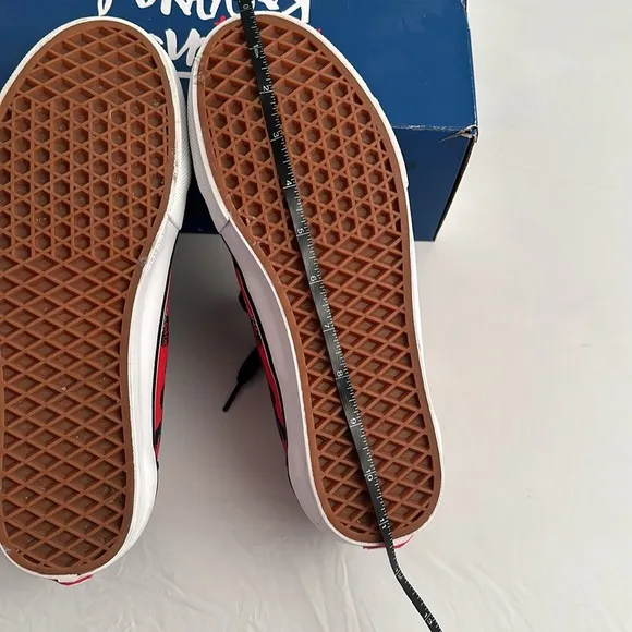 Vans Skate Old School Krooked by Natas for Ray multicolor red blue sneakers