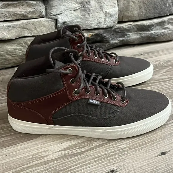 Vans sneakers/12