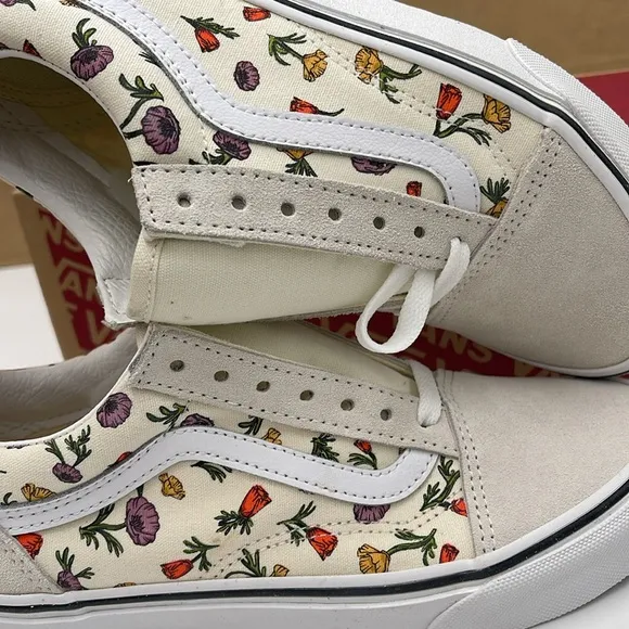 Vans WMNS Floral Canvas Sneakers Old SkoolPoppy Floral CreamVNA5KRSCRM