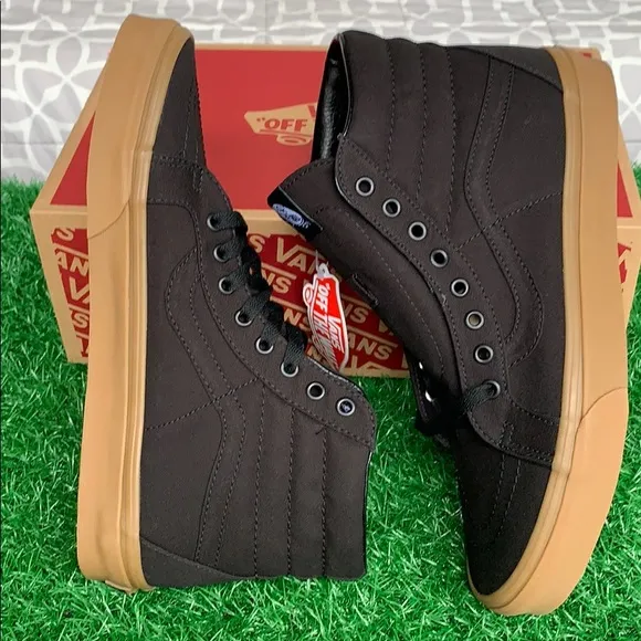 VANS WMNS SK8-Hi REISSUE CANVAS GUM BLACK/LGHTG SNEAKERS
