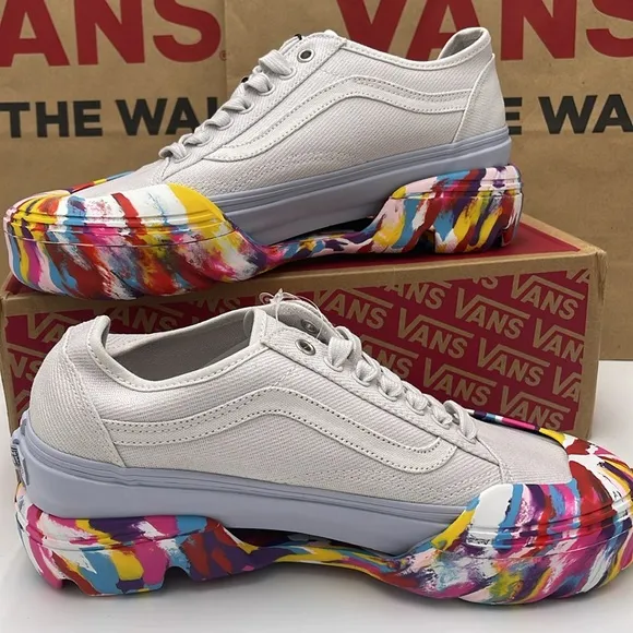 Vans WMNS White Sneakers Colorful Sole Old Skool TapeRainbow Swirl Nimbus Cloud