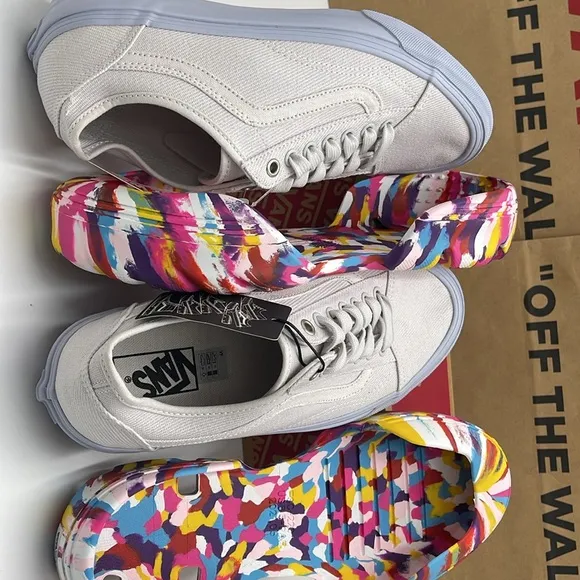 Vans WMNS White Sneakers Colorful Sole Old Skool TapeRainbow Swirl Nimbus Cloud