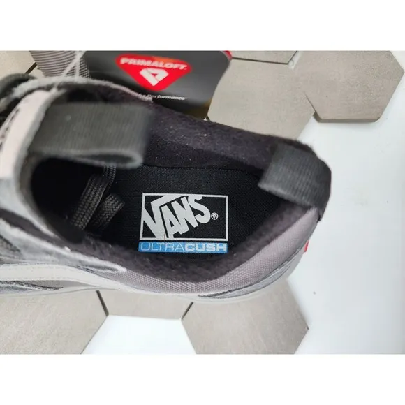 Vans Women's Sz 8.5 Ultrarange Exo Trail Hiking Mte Boots Shoes Grey Gray Pewter