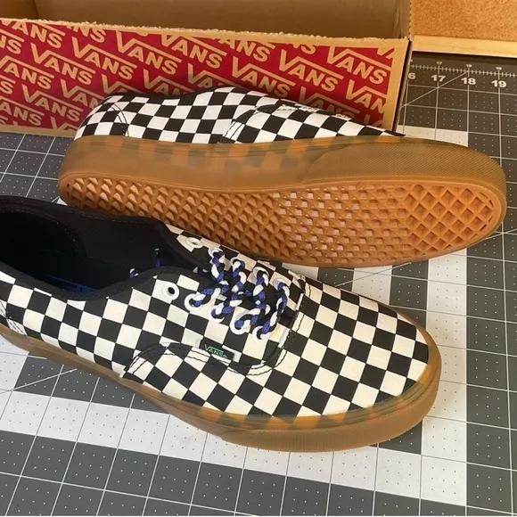 VansBrand newClassicsCheckeredGum soleRARENWOT