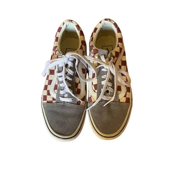 Vans, red white checkered men’s off-the-wall sneakers M/4.5 W/6.