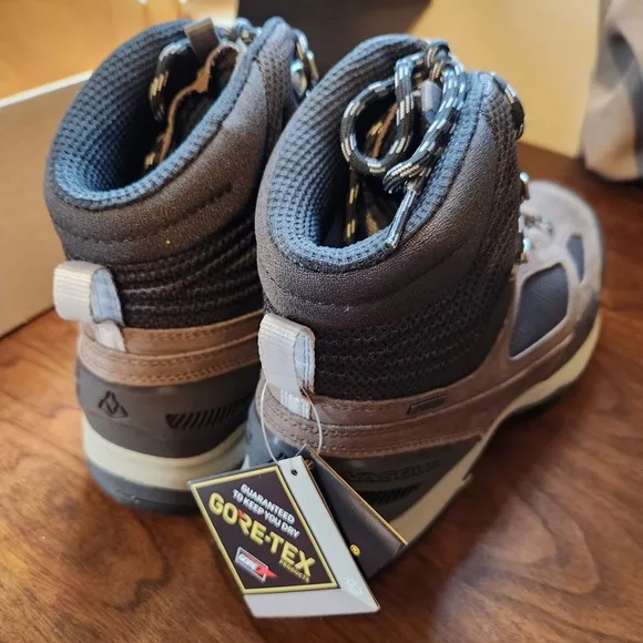 Vasque Breeze AT GTX hiking boots