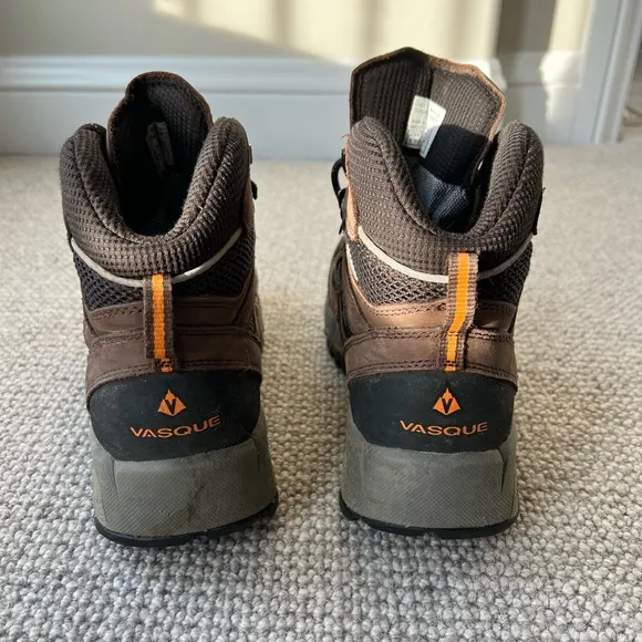 Vasque Gortex Hiking Boots - size 8 wide