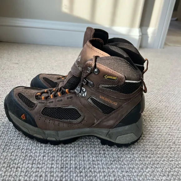 Vasque Gortex Hiking Boots - size 8 wide