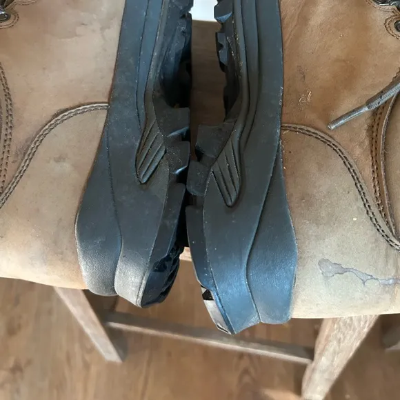 Vasque Wasatch Hiking Boots Mens 13 M Brown GoreTex Leather Vibram Style 7166