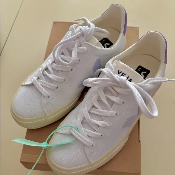 Veja Campo Lace-Up Sneakers