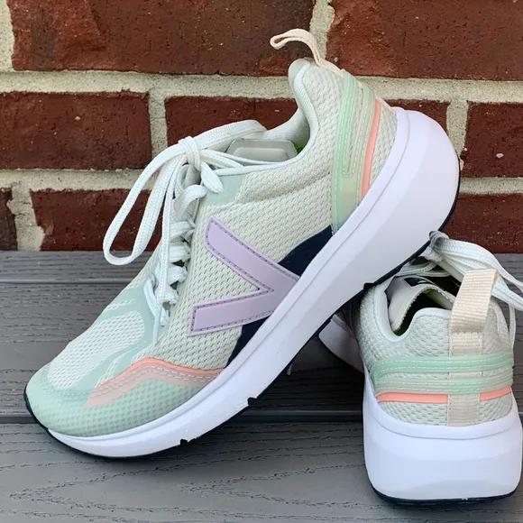 Veja Condor 2 Running Shoe, 37/6