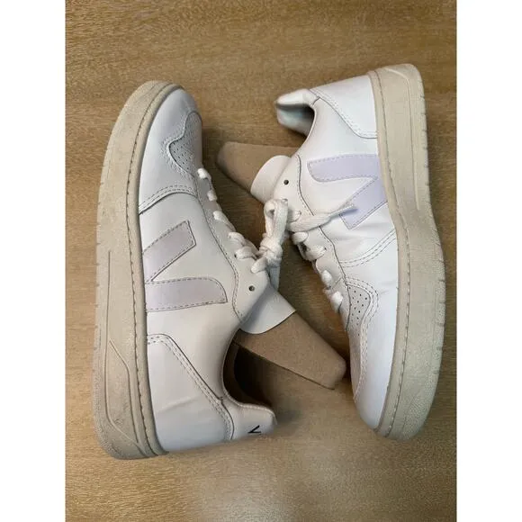 Veja V-10 Sneakers Size 8