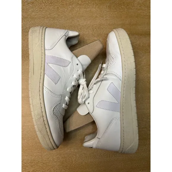 Veja V-10 Sneakers Size 8