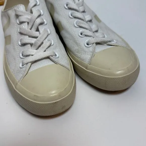 Veja Wata II Low Canvas Sneakers Women's Sz. 6