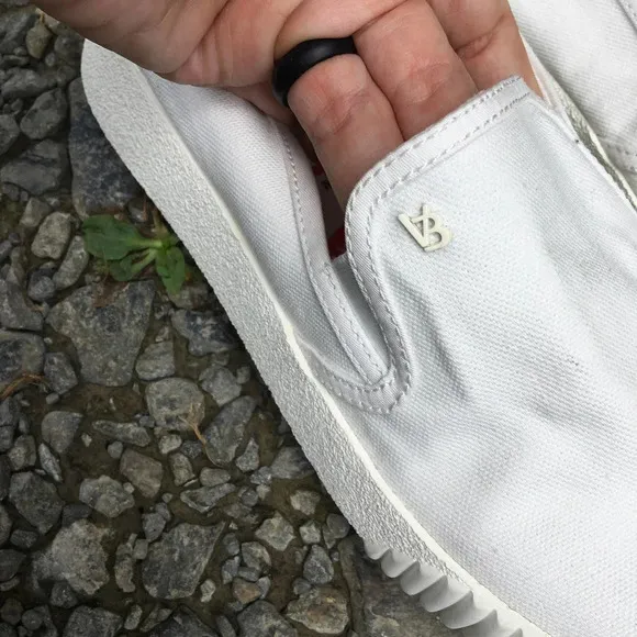 Veronica Beard Women Panelle Off White Slip-On Sneakers Size 8.5 NWT