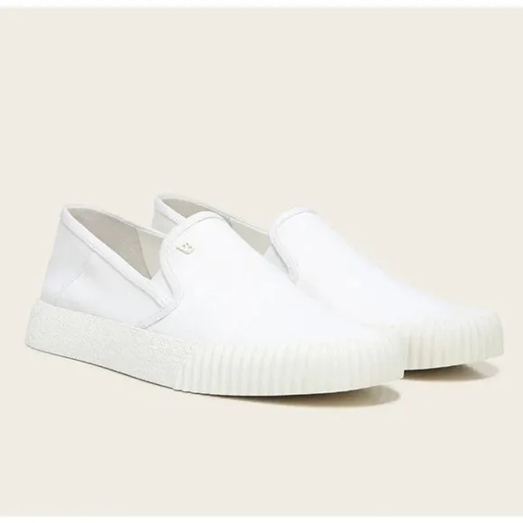 Veronica Beard Women Panelle Off White Slip-On Sneakers Size 8.5 NWT